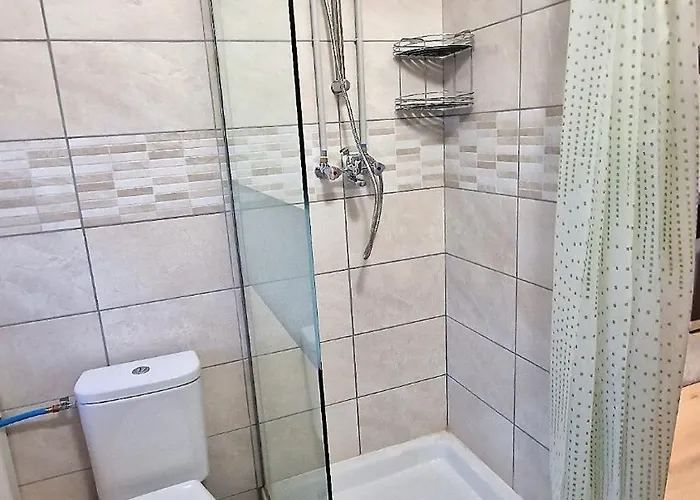 T2 Au Calme 10 Min De Métro Barriere De Paris , Lavache