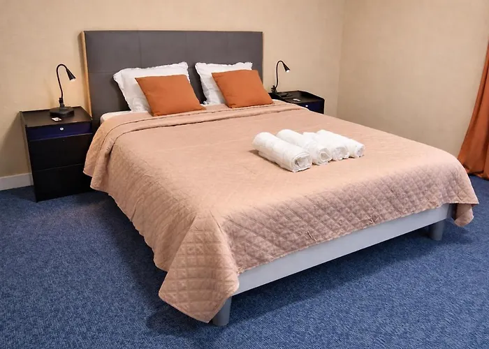 T2 Au Calme 10 Min De Métro Barriere De Paris , Lavache Appartamento