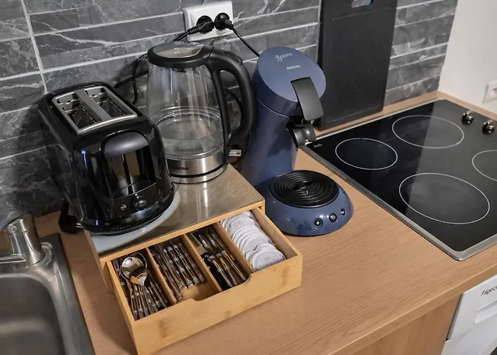 T2 Au Calme 10 Min De Metro Barriere De Paris , Lavache